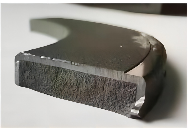 ファブ歩留まりの最大化: CVD ソリッド SiC が重要なチャンバー部品の究極の選択肢である理由